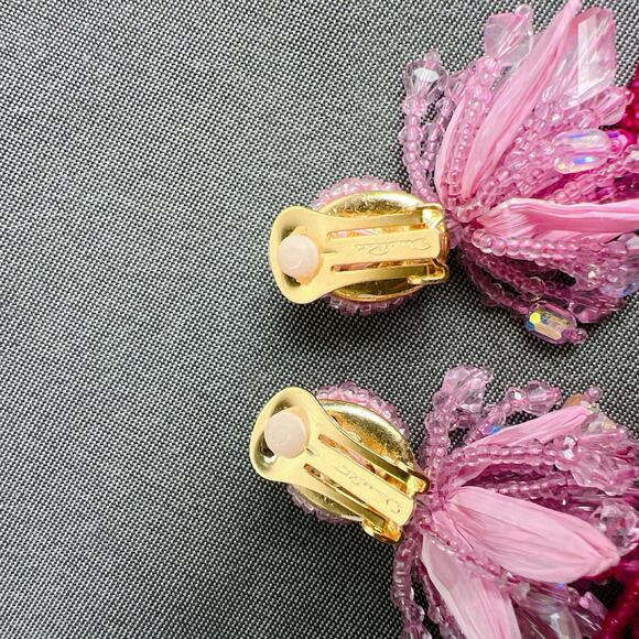 Oscar de la Renta Pink Beaded Flower Clip-On Earrings - Picture 2 of 3